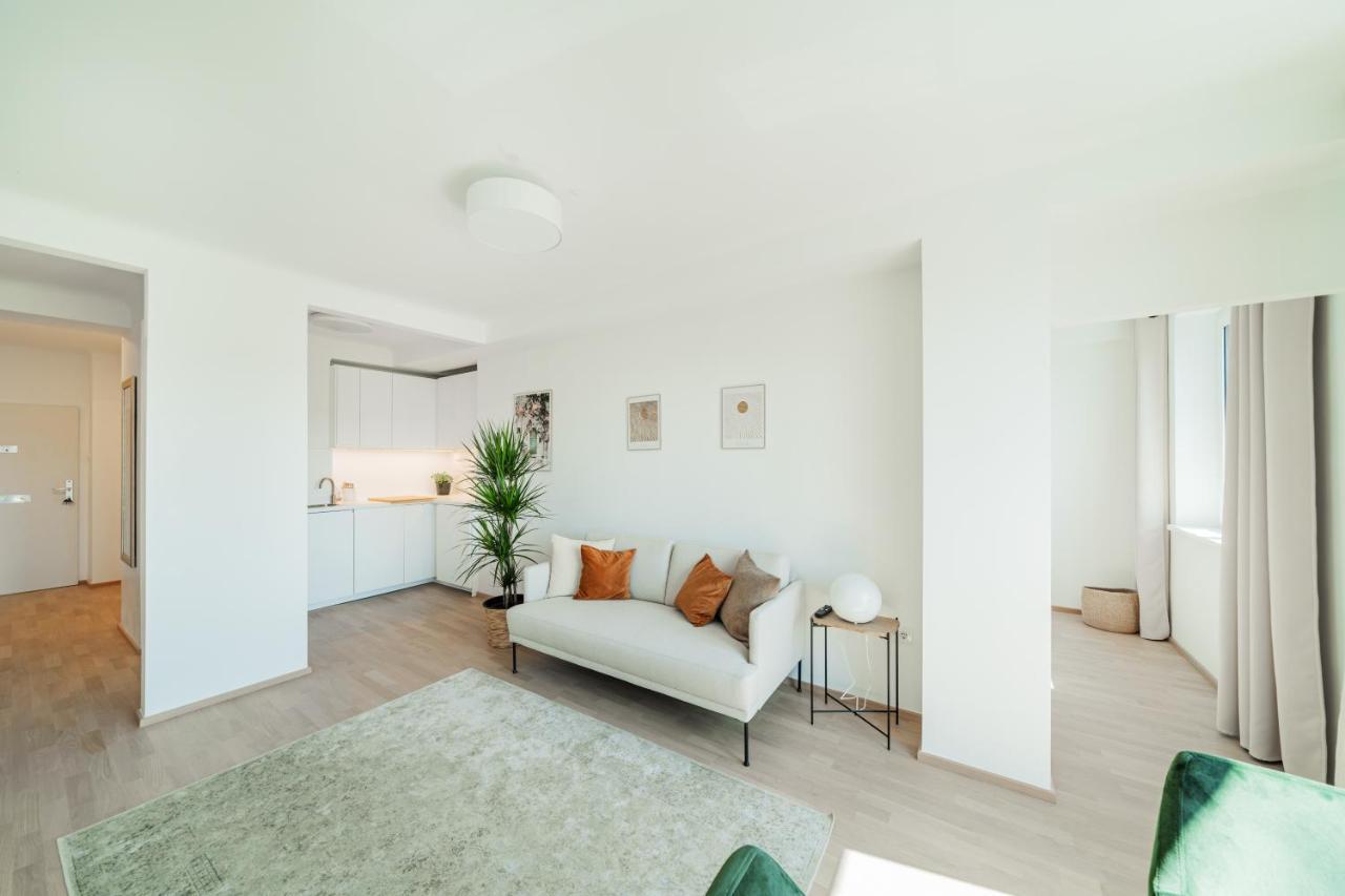 Zentrale 50M² Suite 10 Gehminuten Vom Hauptbahnhof Vienna Luaran gambar